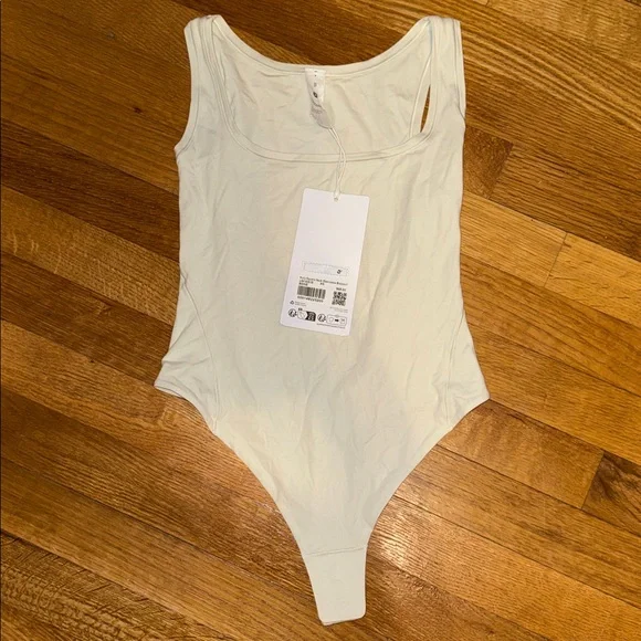 NWT Lululemon Wundermost Square Neck Bodysuit Size XS - Picture 2 of 5